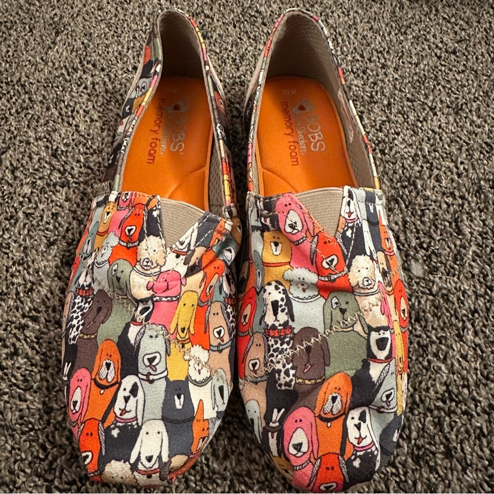 BOBS From Sketchers For Dogs Slip-On Shoes Size 10!